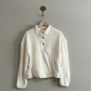 NWOT Wallflower Cream Sherpa Pullover Sweater